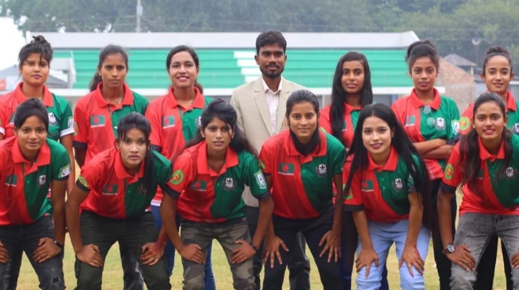 ভারতে রংপুরের মেয়েরা