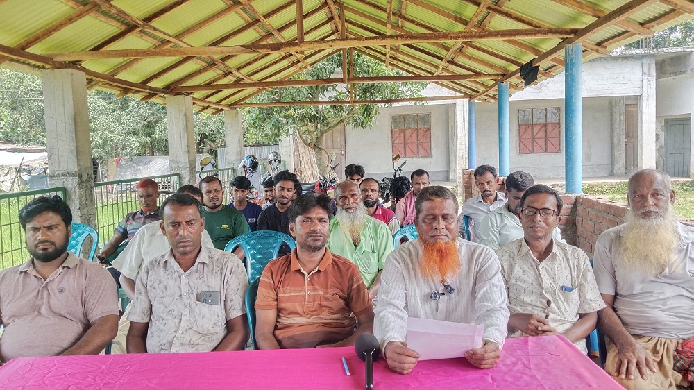 বাগমারায় সংরক্ষিত মহিলা এমপি’র ডিও প্রত্যাখান করলেন এলাকাবাসী