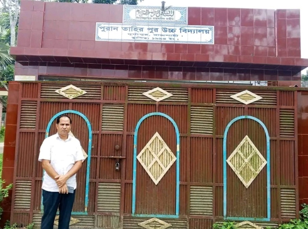 দুর্গাপুরে পরিদর্শনে গিয়ে শিক্ষা প্রতিষ্ঠান বন্ধ পাওয়ায় আইনগত ব্যবস্থার নির্দেশ ইউএনও’র