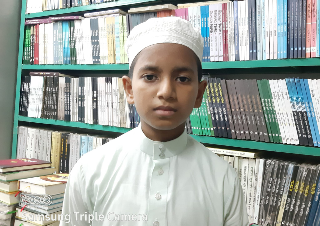 কাটাখালী মাদ্রাসার ছাত্র আব্দুল্লাহ-এর ১৪৪ দিনে পবিত্র কুরআন হিফজ