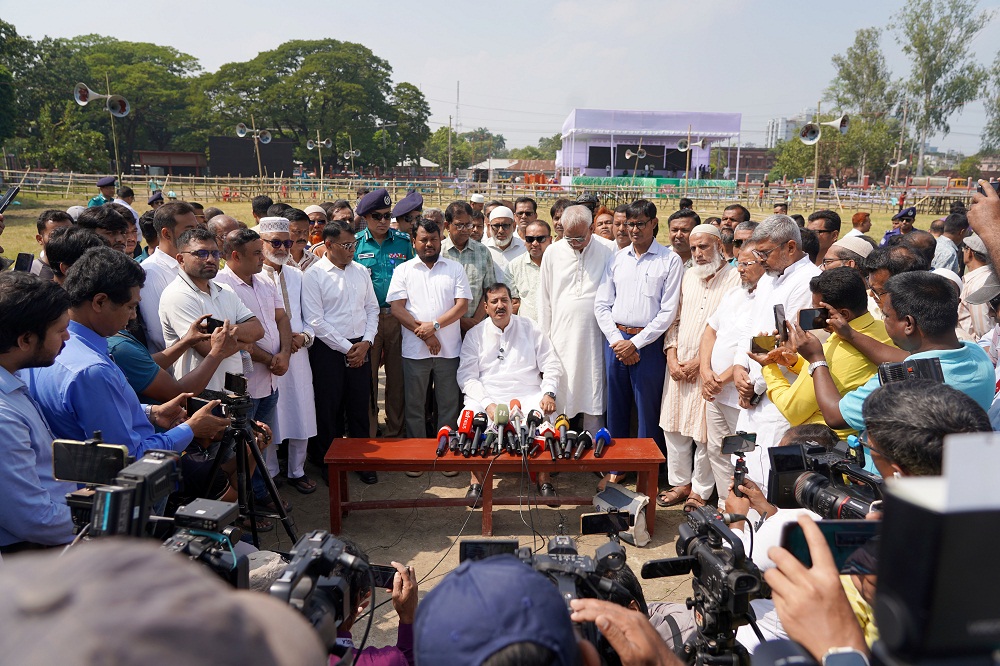 শেষ মুহূর্তের প্রস্তুতির মধ্য দিয়ে প্রধানমন্ত্রীকে বরণে প্রস্তুত রাজশাহী
