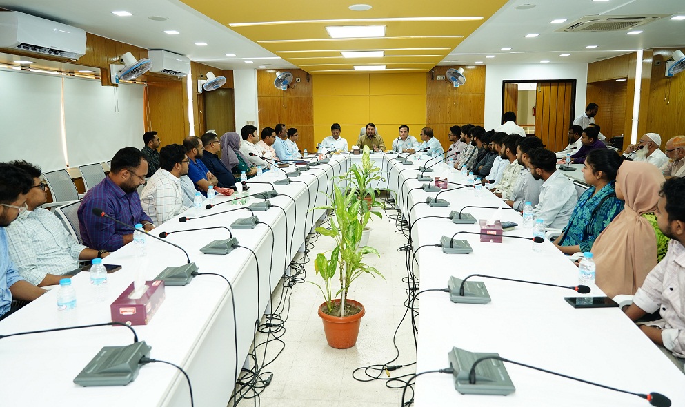 প্রশাসকের উদ্যোগে রাসিকে প্রথমবারের মতো ইন্টার্নশিপের সুযোগ পেলেন রুয়েট শিক্ষার্থীরা