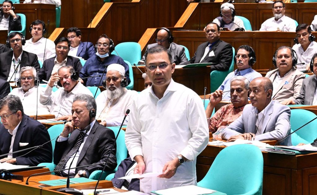 সব সুযোগ-সুবিধা নিয়ে আসছে ‘ইউনিভার্সাল কার্ড’ : প্রধানমন্ত্রী