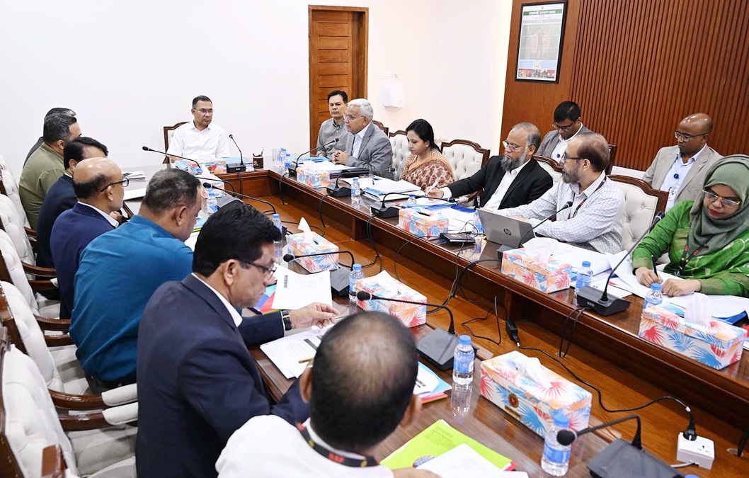 ‘ফ্যামিলি কার্ড’ সম্প্রসারণের নির্দেশ দিলেন প্রধানমন্ত্রী