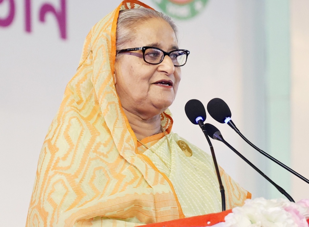 ঢাকাবাসীকে সুন্দর জীবন উপহার দিতে কাজ করছে সরকার: প্রধানমন্ত্রী