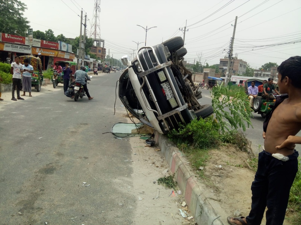 রাজশাহী মহানগরীর ভয়ংকর মোড়!