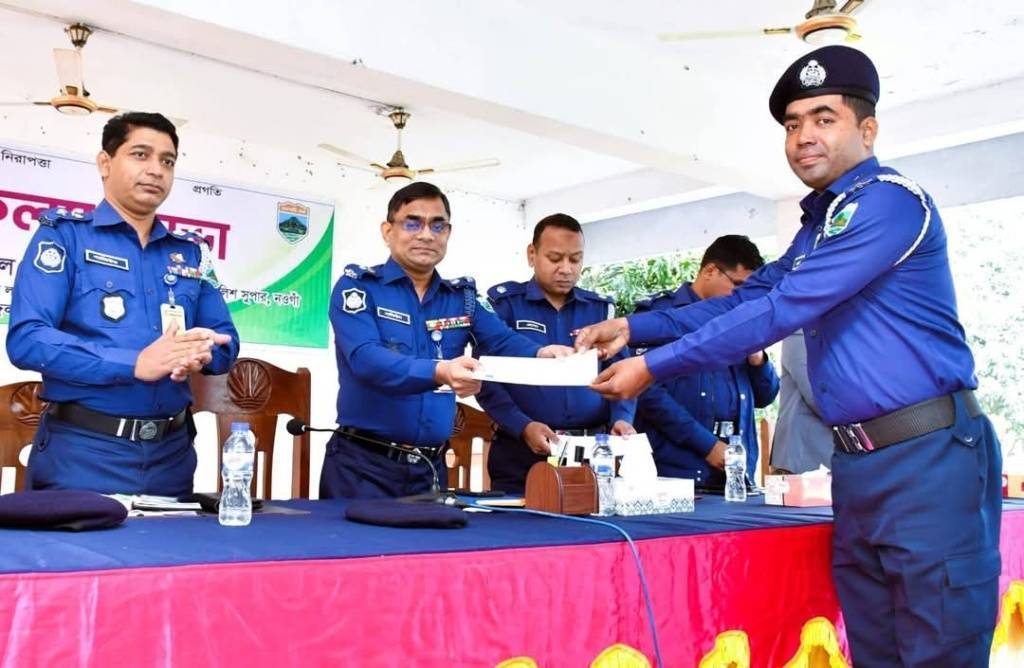 নওগাঁ জেলা পুলিশের মাসিক কল্যাণ সভা