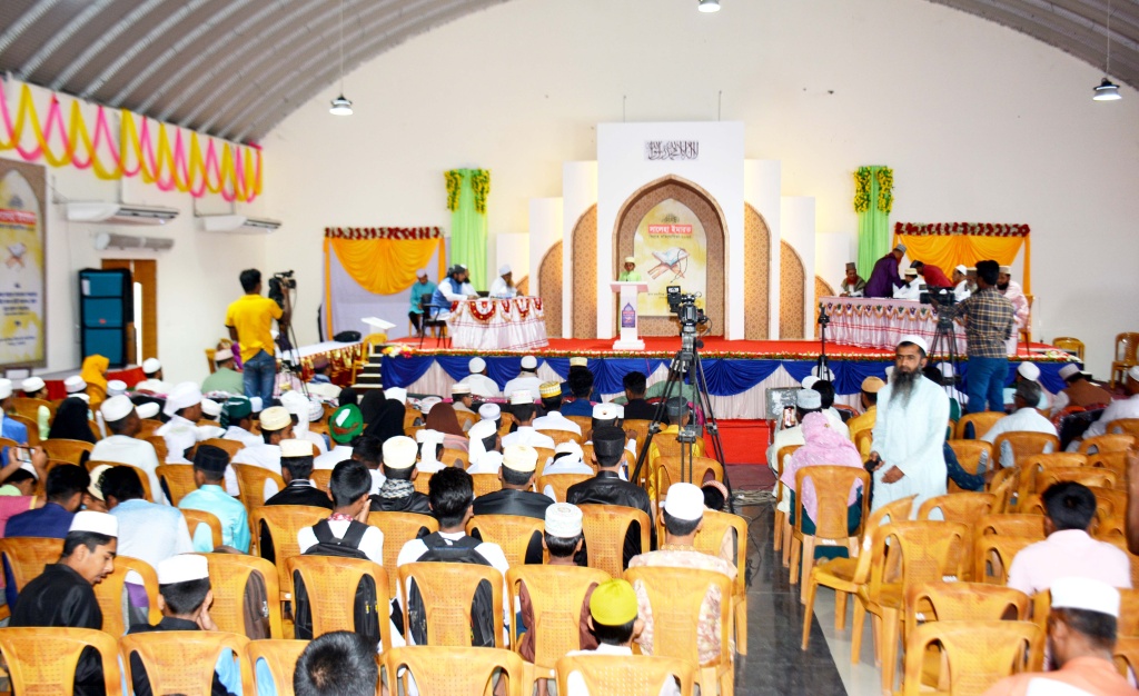 বাগমারায় সালেহা ইমারত কিরাত প্রতিযোগিতার তৃতীয় পর্ব অনুষ্ঠিত