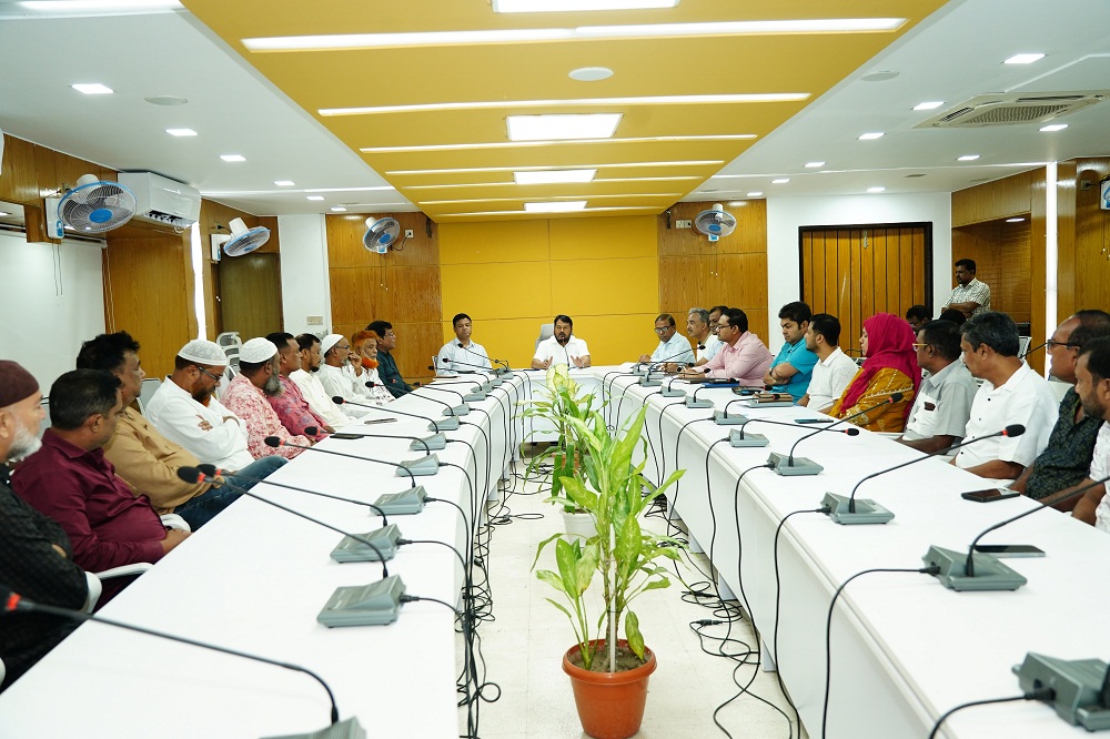 রাজশাহী নগরীকে নতুনভাবে ঢেলে সাজাতে চান রাসিক প্রশাসক রিটন