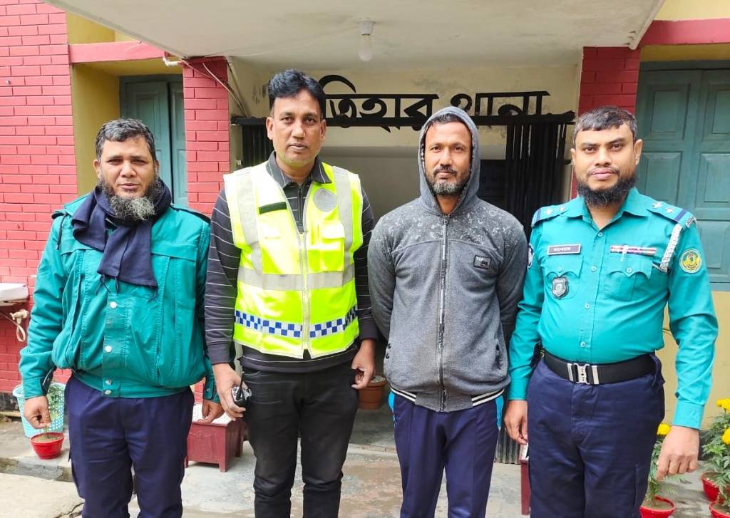 রাজশাহীতে যাবজ্জীবন সাজাপ্রাপ্ত পলাতক আসামি গ্রেপ্তার