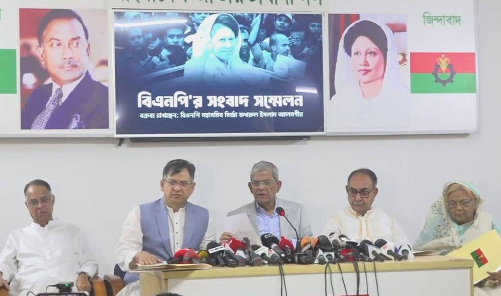 সংস্কার কমিশনের সুপারিশে অনির্বাচিতদের দিয়ে দেশ চালানোর সুযোগ দেখছে বিএনপি