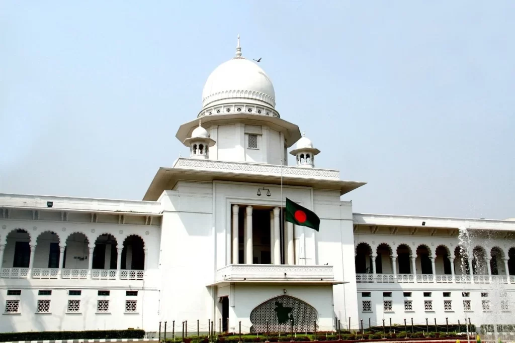 বকশিশ দেওয়া-নেওয়া নিষেধ করলেন একটি হাইকোর্ট বেঞ্চ