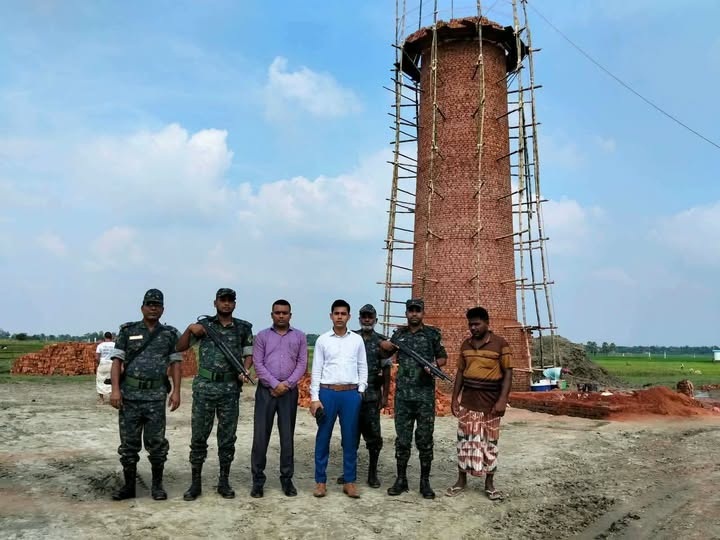 সাপাহারে কৃষিজমিতে অবৈধ ইটভাটা, লাখ টাকা জরিমানা