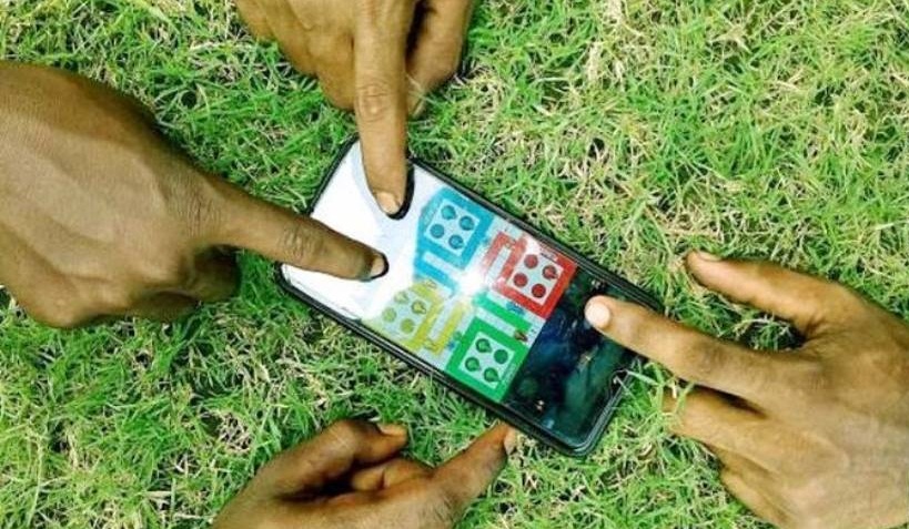 ডিজিটাল ফাঁদে দেশের যুবসমাজ
